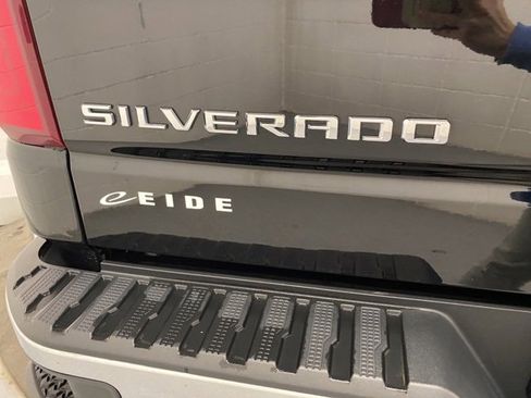 Used 2022 Chevrolet Silverado 1500 LTZ w/ LTZ Premium Package image 30