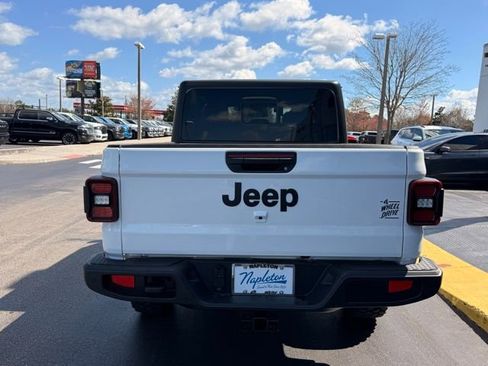 New 2026 Jeep Gladiator Willys image 8