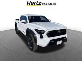 Used 2025 Toyota Tacoma SR video 1