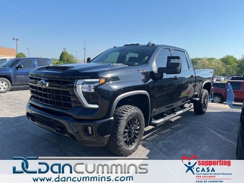 Used 2024 Chevrolet Silverado 2500 LTZ w/ LTZ Plus Package AWD/4WD image 1