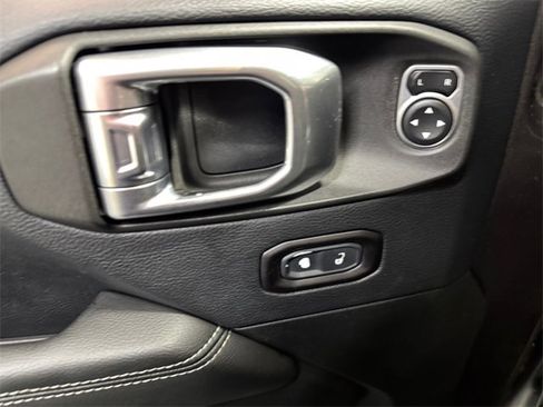 Used 2019 Jeep Wrangler Unlimited Sahara w/ Quick Order Package 24M Moab image 25