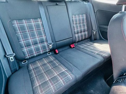 Used 2012 Volkswagen Golf 2-Door image 18