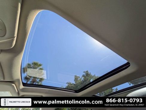 Used 2018 Lincoln MKT AWD w/ Technology Package image 22