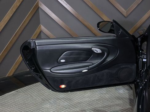 Used 2003 Porsche 911 Carrera 4S image 39