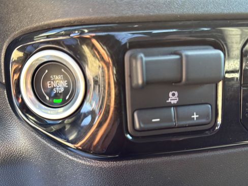 Used 2024 Chevrolet Silverado 1500 RST AWD/4WD image 35