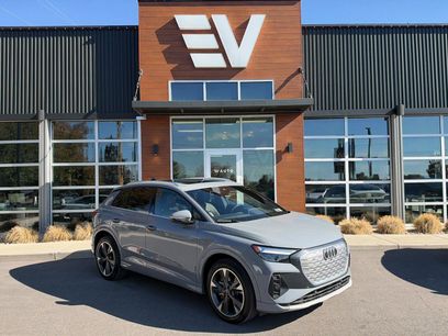 Used 2022 Audi Q4 e-tron Premium w/ Convenience Package