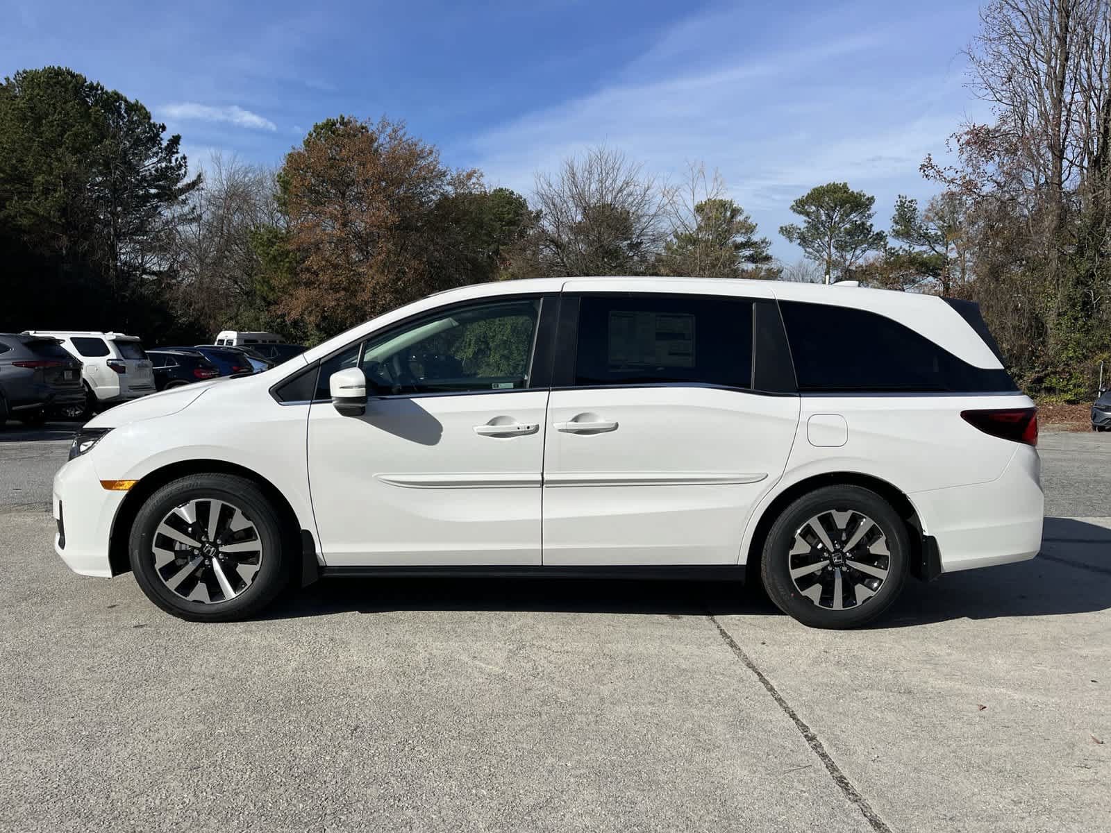 New 2027 Honda Odyssey EX-L image 2