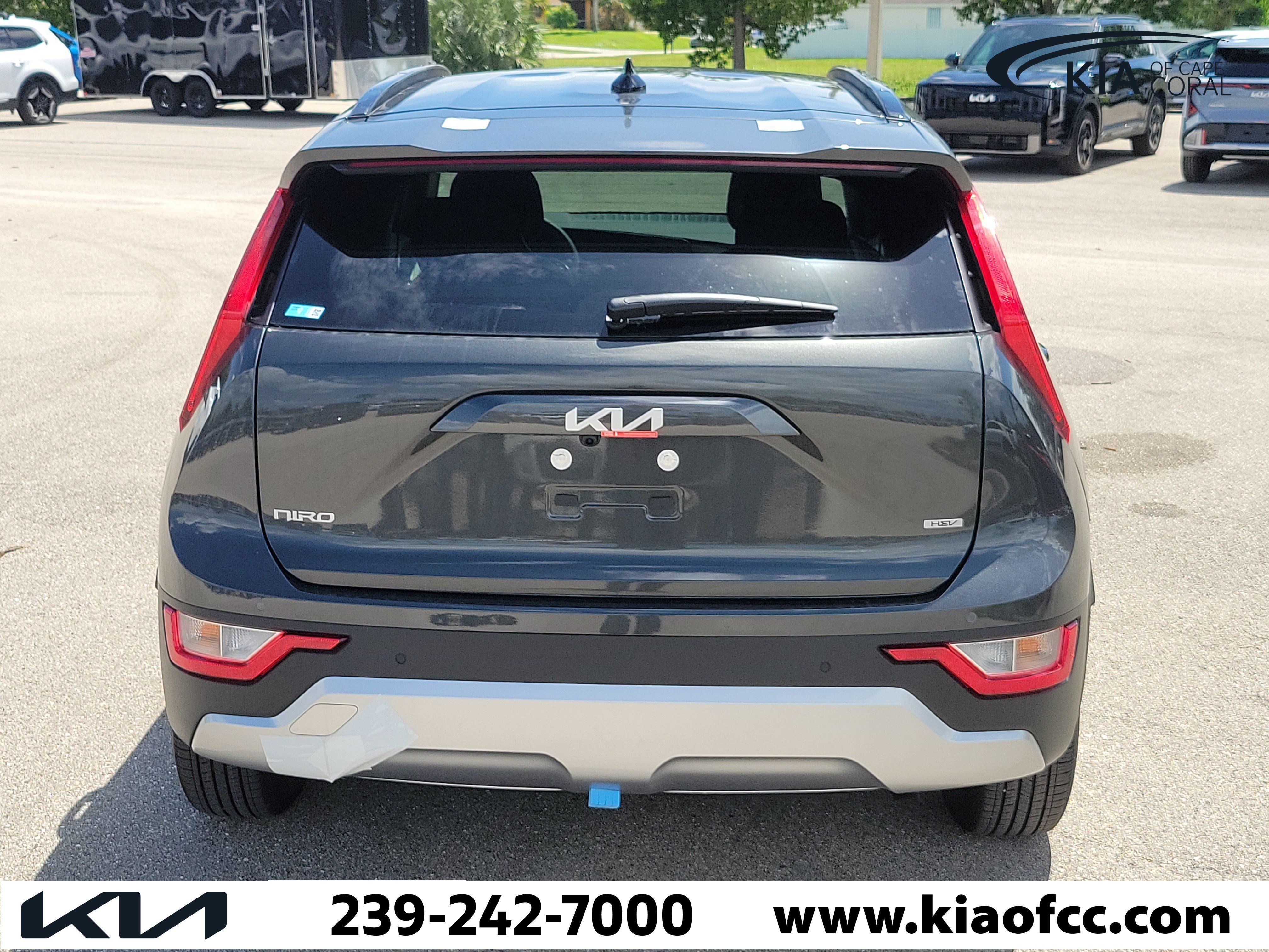 New 2026 Kia Niro EX FWD image 5