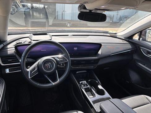 Used 2024 Buick Envision Preferred AWD/4WD image 9