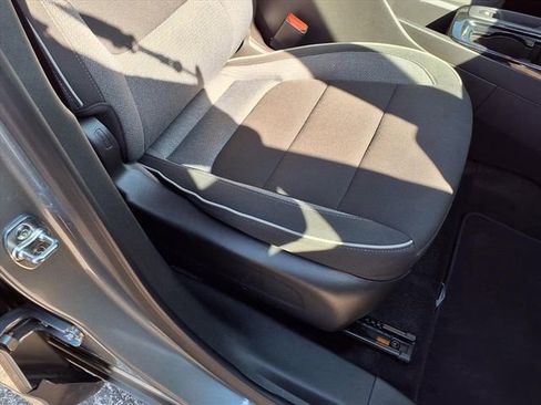 Used 2025 Chevrolet TrailBlazer LT image 80