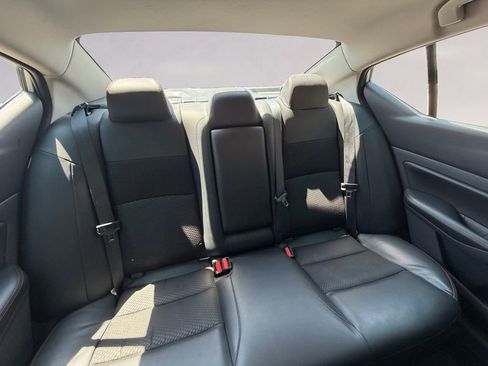 Used 2024 Nissan Altima 2.5 SR image 18