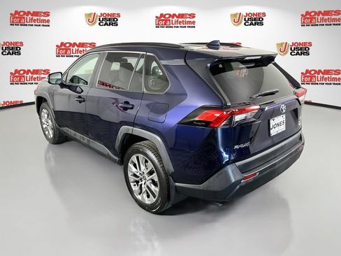 Used 2023 Toyota RAV4 XLE Premium AWD/4WD image 2