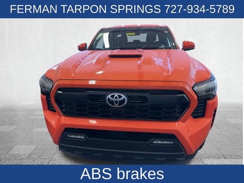 Used 2024 Toyota Tacoma TRD Sport image 8