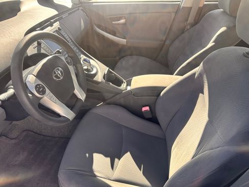 Used 2010 Toyota Prius Two image 5