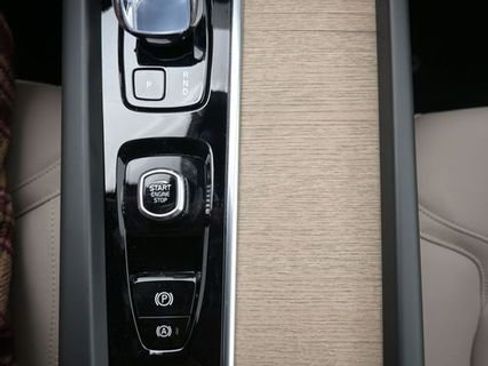 New 2026 Volvo XC60 B5 Plus w/ Protection Package Premier image 10