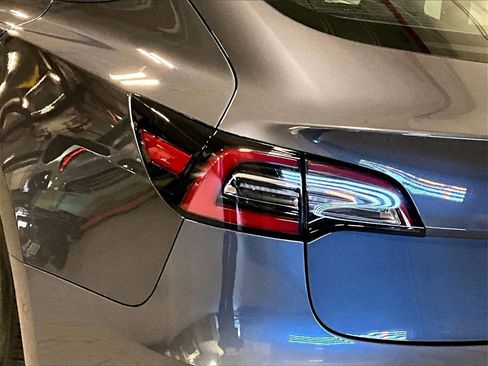 Used 2021 Tesla Model 3 Long Range image 31