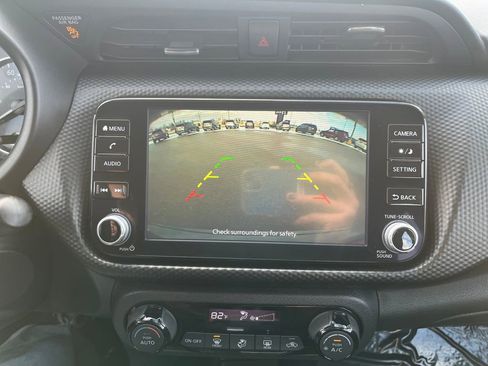 Used 2021 Nissan Kicks SV image 26