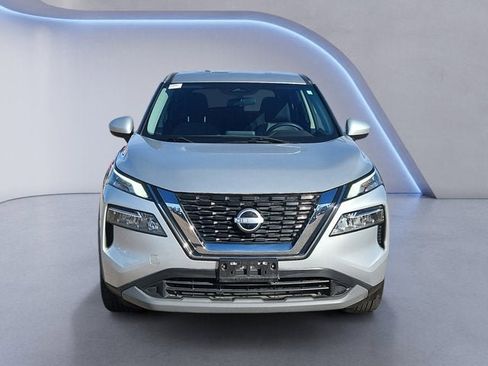 Used 2023 Nissan Rogue SV image 8
