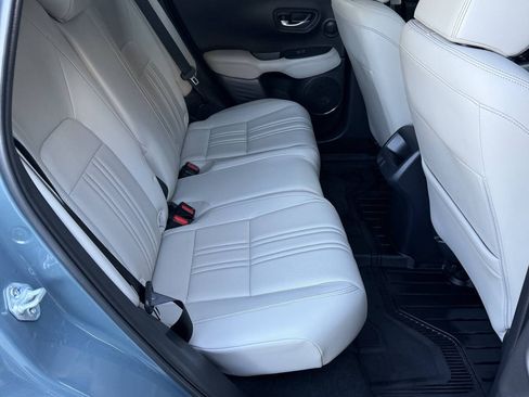 Used 2025 Honda HR-V EX-L image 18