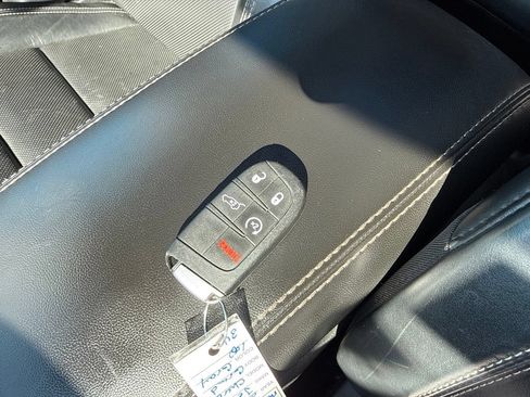 Used 2021 Jeep Grand Cherokee Limited w/ Quick Order Package 28K 80th AWD/4WD image 32