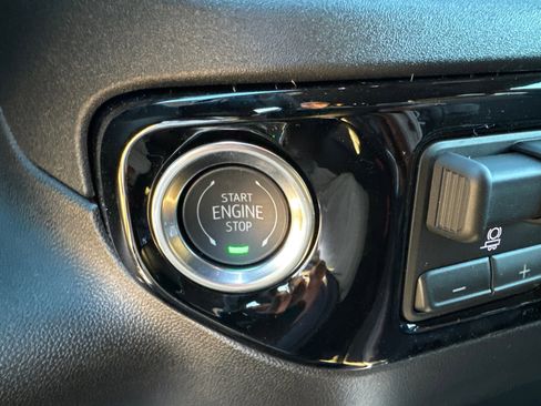 New 2026 GMC Sierra 1500 SLT w/ SLT Premium Plus Package image 33