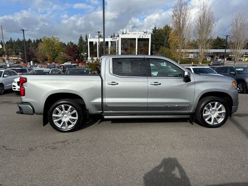 Certified 2024 Chevrolet Silverado 1500 High Country image 4