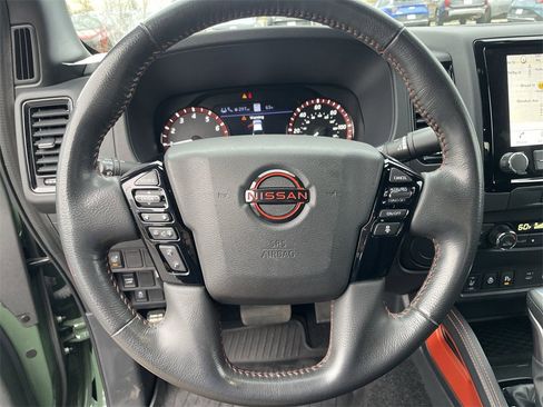 Used 2022 Nissan Frontier Pro-X image 15