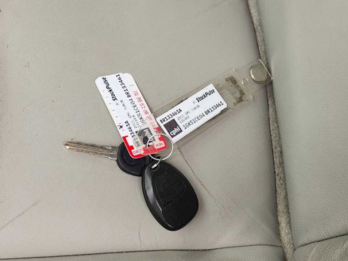 Used 2011 GMC Yukon SLT w/ SLT Chrome Package RWD image 35