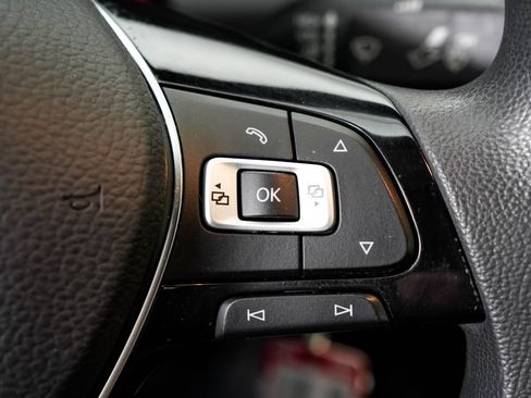 Used 2017 Volkswagen Jetta S w/ Jetta S Cold Weather Package FWD image 14