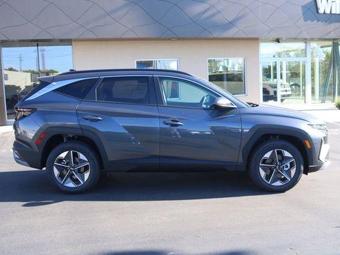 New 2025 Hyundai Tucson SEL image 2