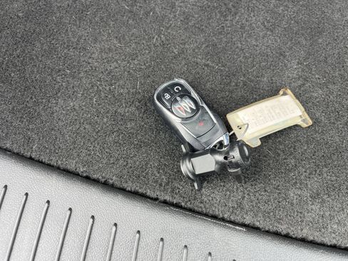 Used 2025 Buick Encore GX Preferred FWD image 21