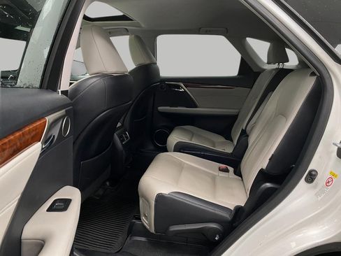 Used 2019 Lexus RX 350L image 31