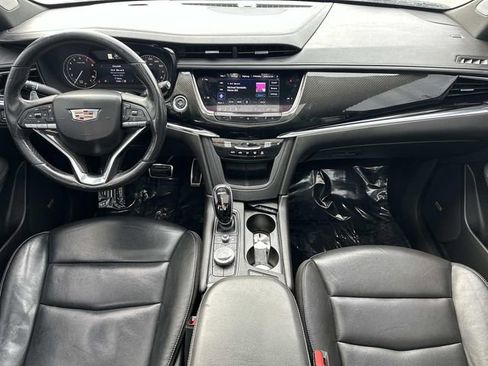 Used 2021 Cadillac XT6 Sport AWD/4WD image 14