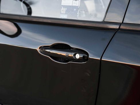 Used 2019 Jeep Compass Altitude image 37