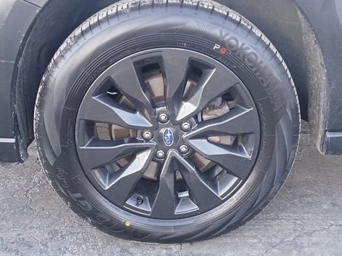 Used 2023 Subaru Outback Onyx Edition image 29