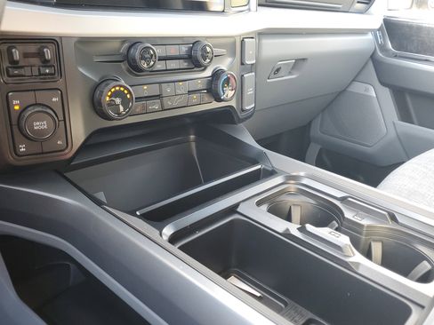 New 2026 Ford F250 XLT w/ XLT Premium Package image 19