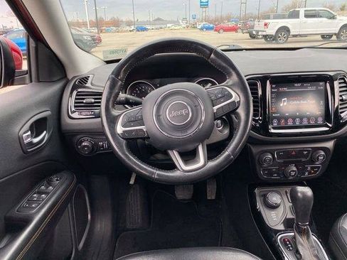 Used 2019 Jeep Compass Limited AWD/4WD image 34