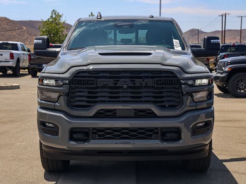 New 2026 RAM 2500 Tradesman AWD/4WD image 9
