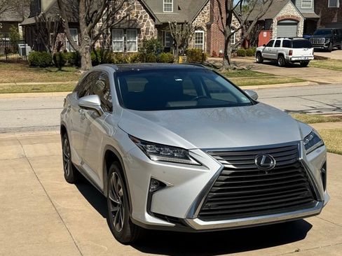 Used 2017 Lexus RX 350 FWD w/ Luxury Package image 6