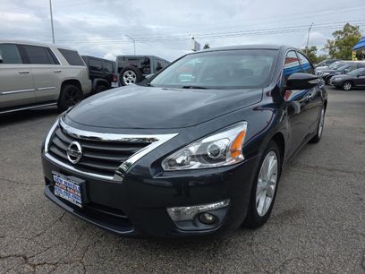 Used 2013 Nissan Altima 2.5 SL w/ Technology Pkg