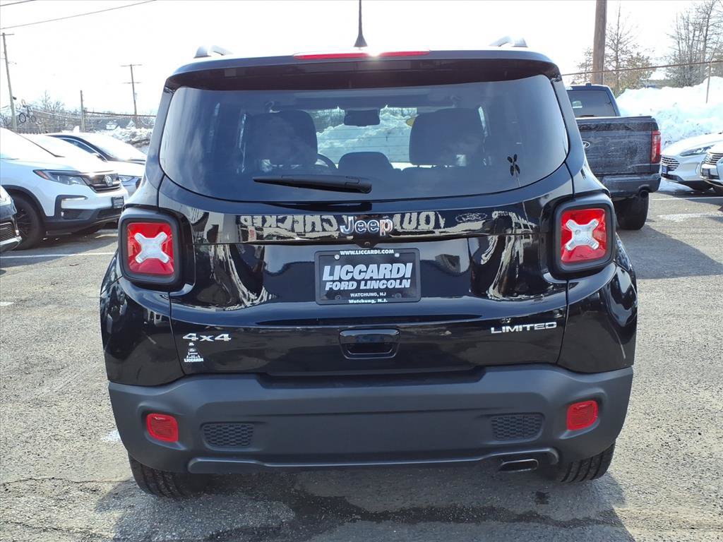 Used 2022 Jeep Renegade Limited w/ Sun, Sound & Wheels Group AWD/4WD image 5