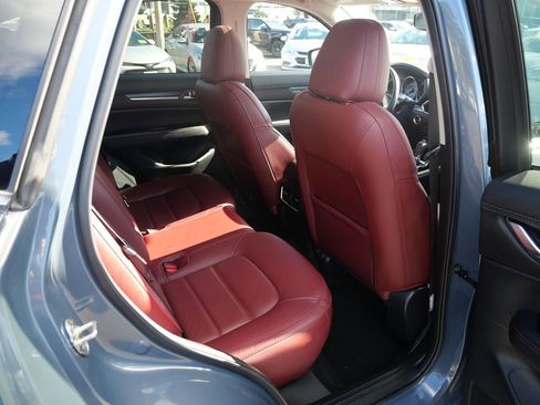 Used 2023 MAZDA CX-5 Carbon Edition image 26