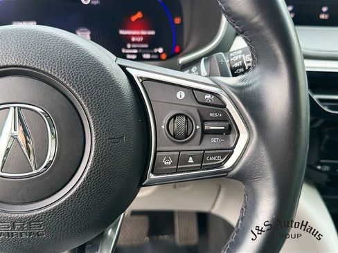 Used 2023 Acura MDX SH-AWD w/ Technology Package image 14