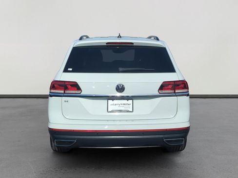 Certified 2023 Volkswagen Atlas SE image 4