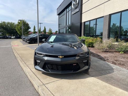 Used 2017 Chevrolet Camaro SS image 9
