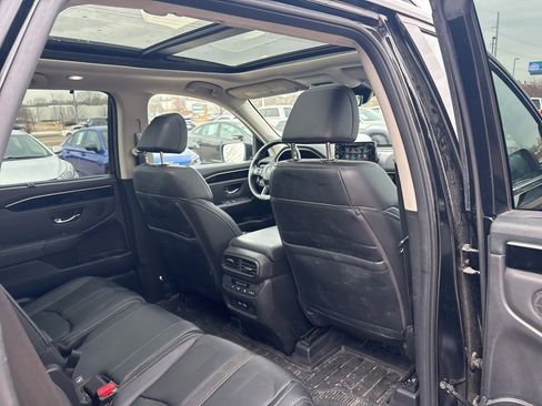 Certified 2023 Honda Pilot Touring image 26
