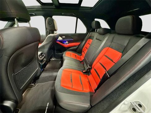 Used 2025 Mercedes-Benz GLE 53 AMG 4MATIC image 26