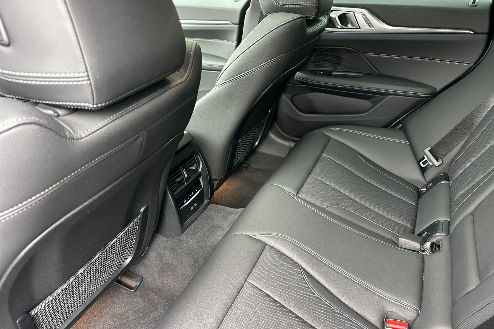 Used 2023 BMW i4 eDrive40 w/ M Sport Package RWD image 15