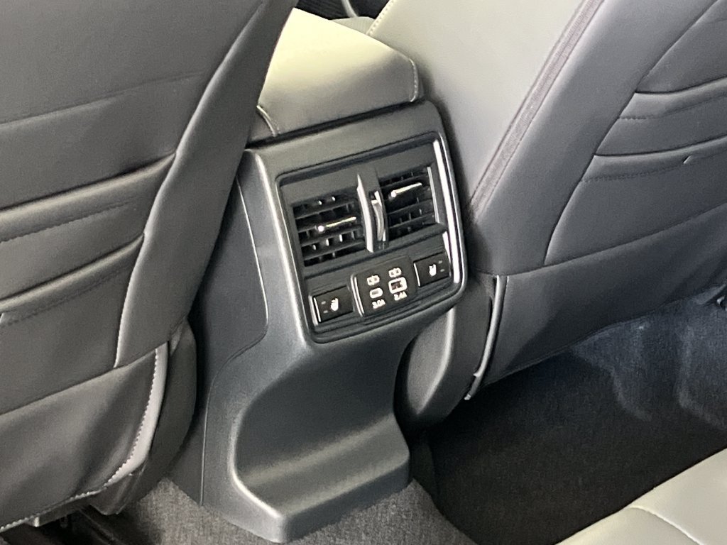 New 2026 Subaru Outback Touring XT AWD/4WD image 39