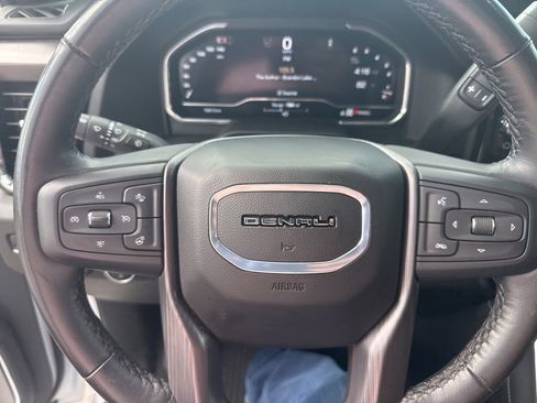 Used 2024 GMC Sierra 3500 Denali Ultimate AWD/4WD image 22